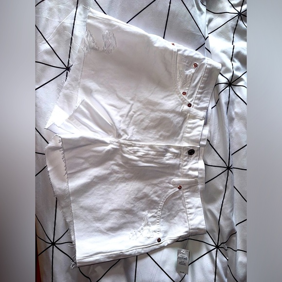 Gap Jean Shorts - Picture 1 of 4